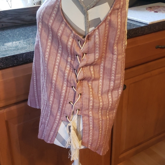 Top - Picture 3 of 4